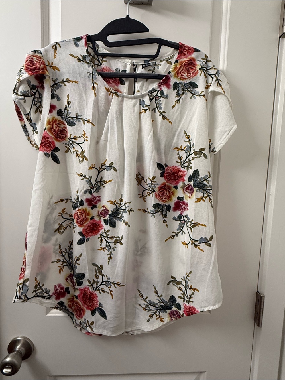 Ivory Rose Floral Blouse XL Flowy Pleated Flutter Sleeve - Picture 3 of 5